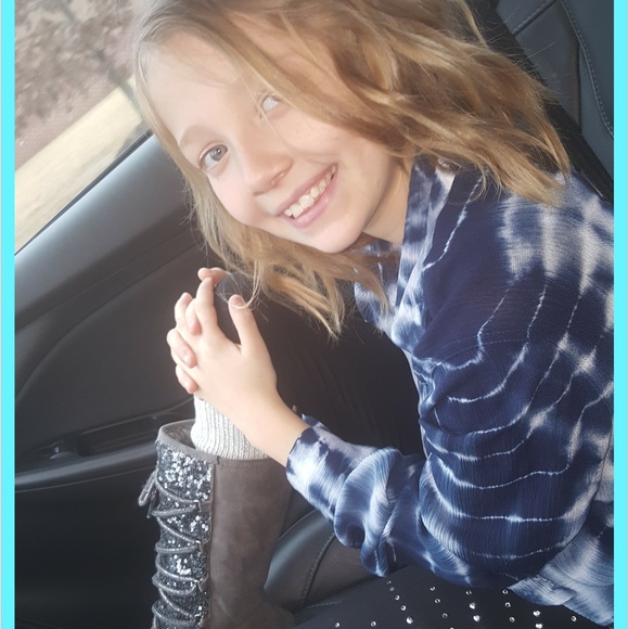 Meet your Posher, Amanda - Picture 5 of 8